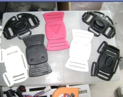 一站式箱包配件解决方案 上海欣运塑胶制品为您提供高品质塑料插扣